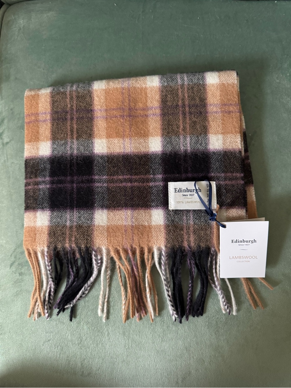 NWT Edinburgh 100% lambswool tartan scarf with purple detail